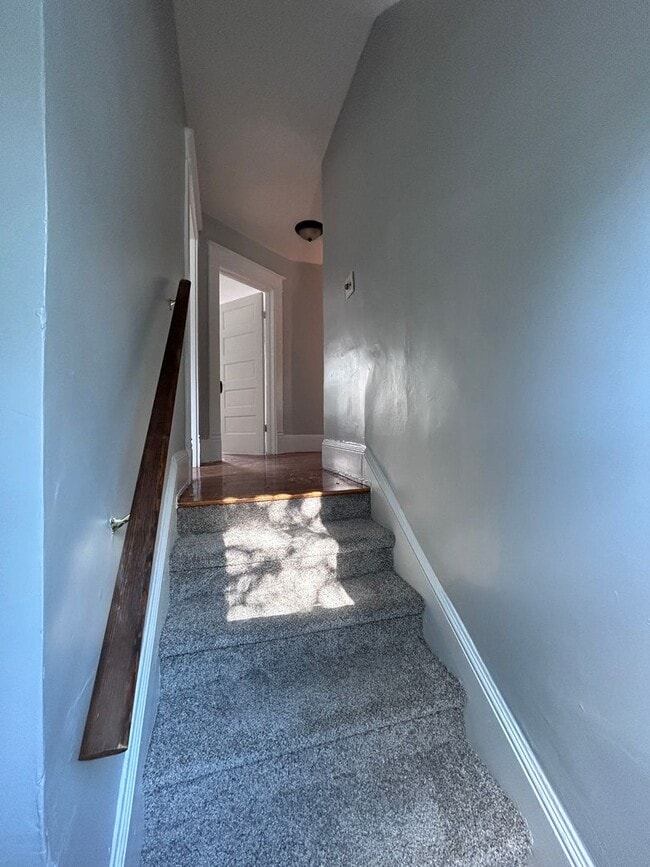 Photo - Albemarle/429-431 Unit Upper