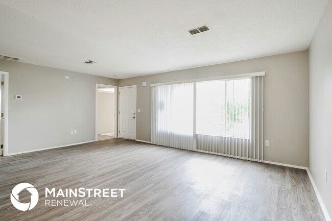 Photo - 13239 Asbury St