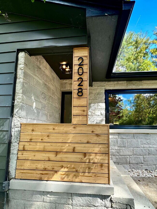 Photo - "Charming 2-Bed Gem with Granite Elegance ...