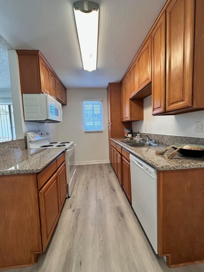 Photo - Sycamore Glen Apartments