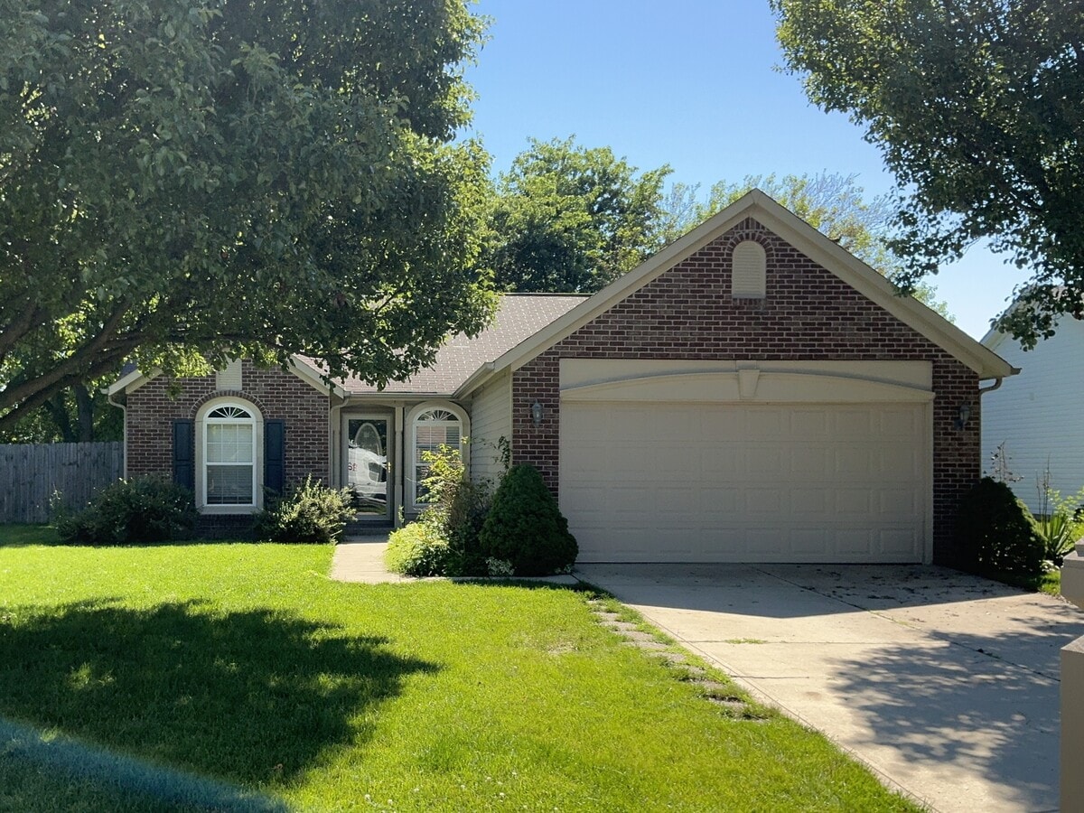 Photo - 13939 Charleswood Ct