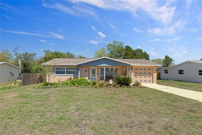 Photo - 11 Oak Hollow Dr House
