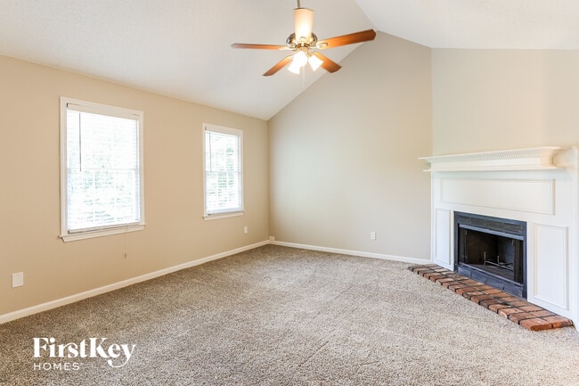 Photo - 414 Indian Lake Ct
