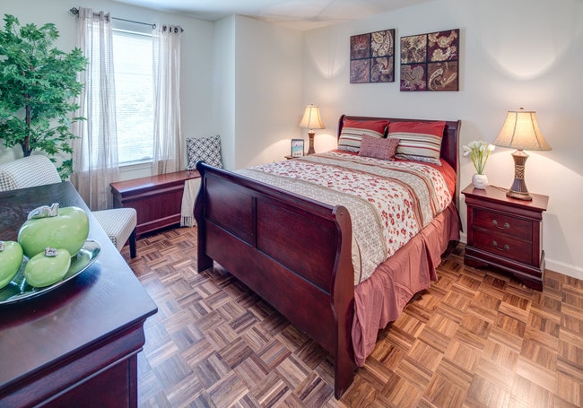 Heritage Village at Bloomfield, 55+ Community