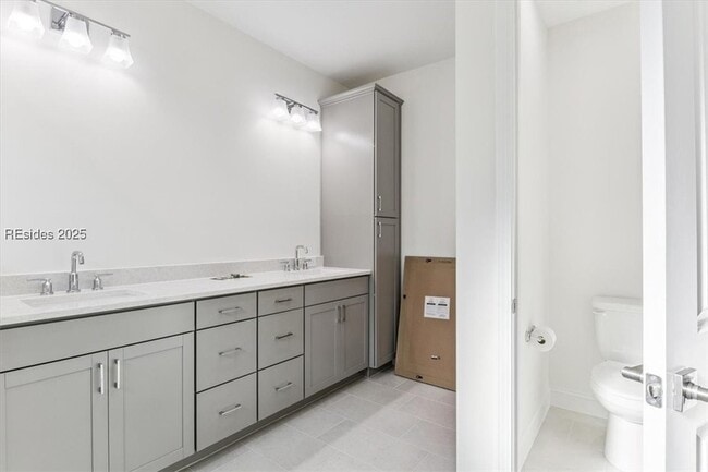 Photo - 99 High Tide Ln