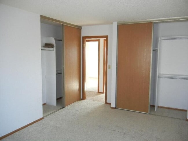 Photo - 19584 E Linvale Dr