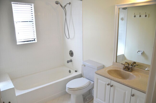 Photo - 3355 Jaywood Terrace