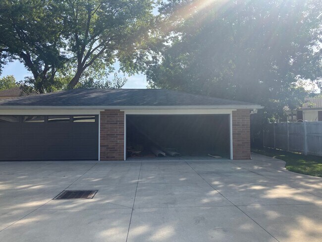 Photo - 2406 Triplett Blvd Unit 1