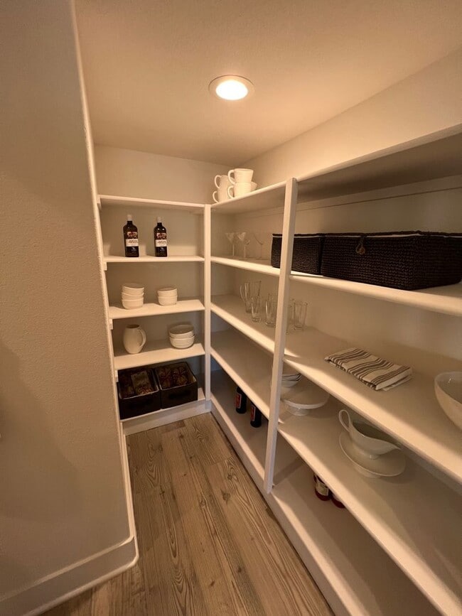 Photo - 809 Cosmos Dr