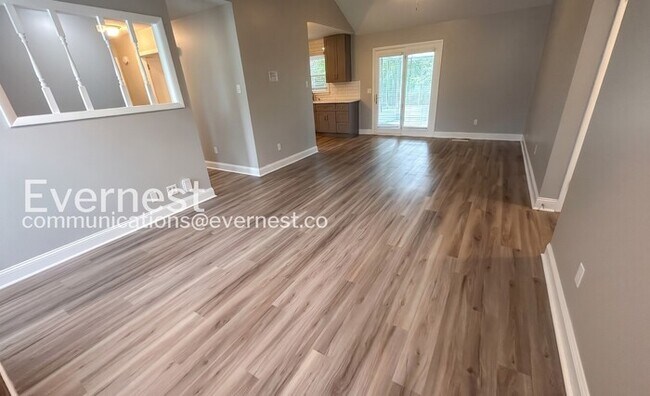 2203 Southpark Blvd SW