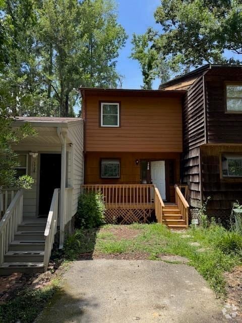 Building Photo - 1738 Beechwood Cir S Rental