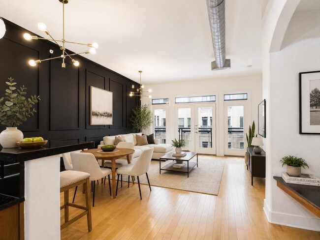Building Photo - 1901 Post Oak Blvd Unit 2402