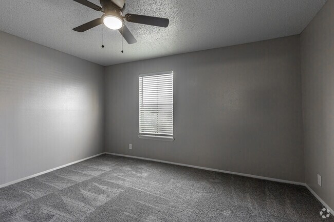 2BR, 2BA - 931SF - Primary Bedroom