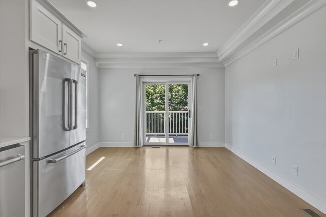 Photo - 134 Chelsea St Unit 1