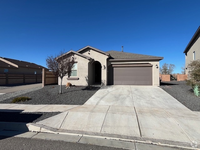 Building Photo - 4489 Golden Eagle Loop NE Rental