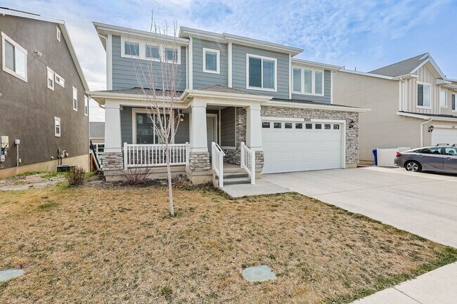 Photo - 6 Bedroom 3.5 Bathroom House in Saratoga Springs!