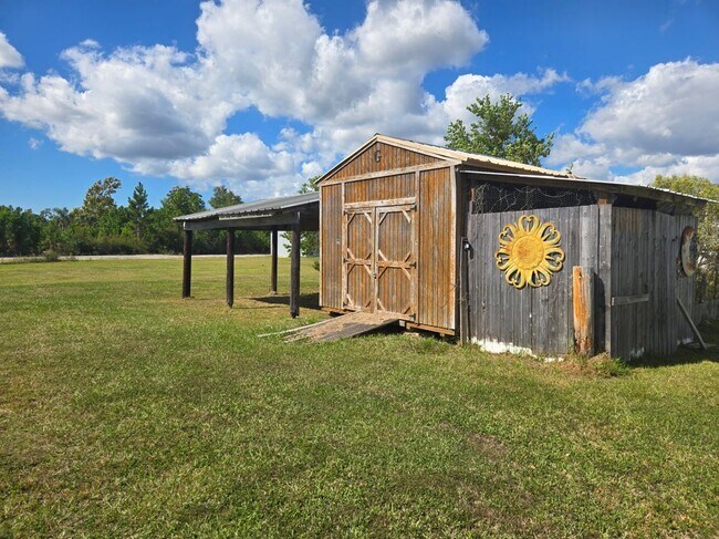 Photo - 385 Sunshine Rd