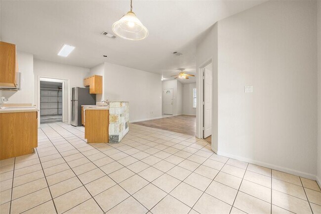 Photo - 21513 Pershing Ave