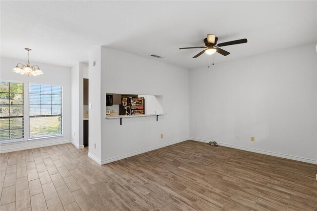 Photo - 3001 Cedar St Unit 116