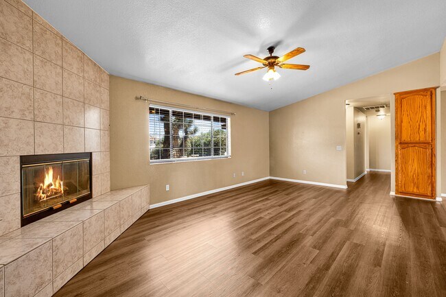 57815 Desert Gold Dr