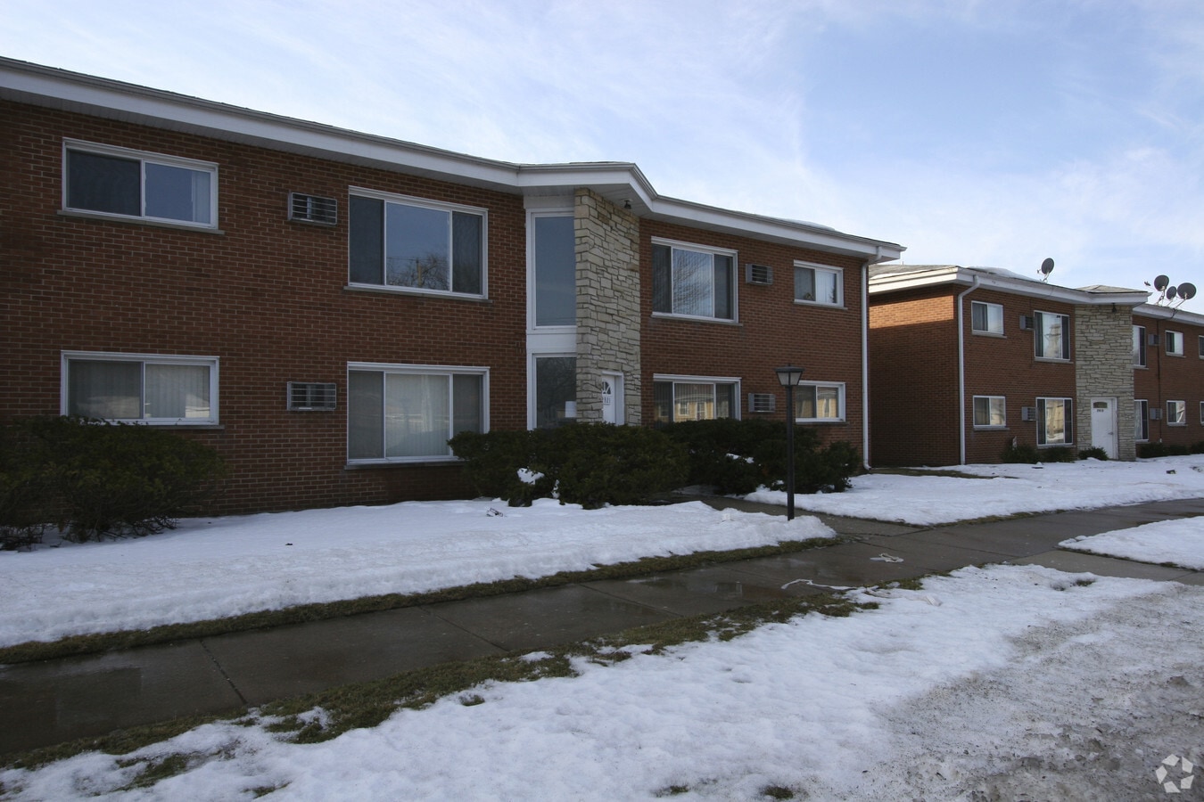 Ridgewood Apartments - Ridgewood Apartments
