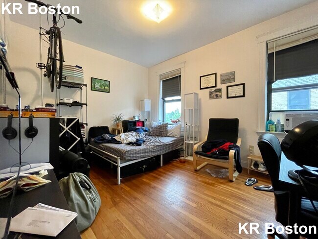 Photo - 37 Egremont Rd Unit 5