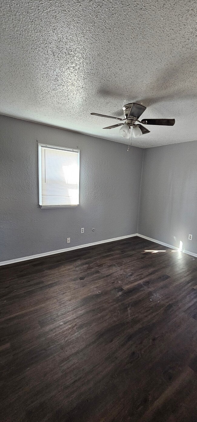 Photo - 711 N 70th St Unit 711 N 70th St KCK