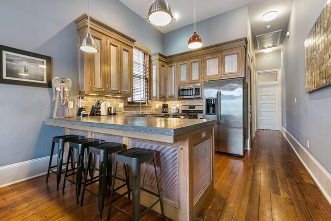 1819 Martin Luther King Jr Blvd Unit SI ID1269157P