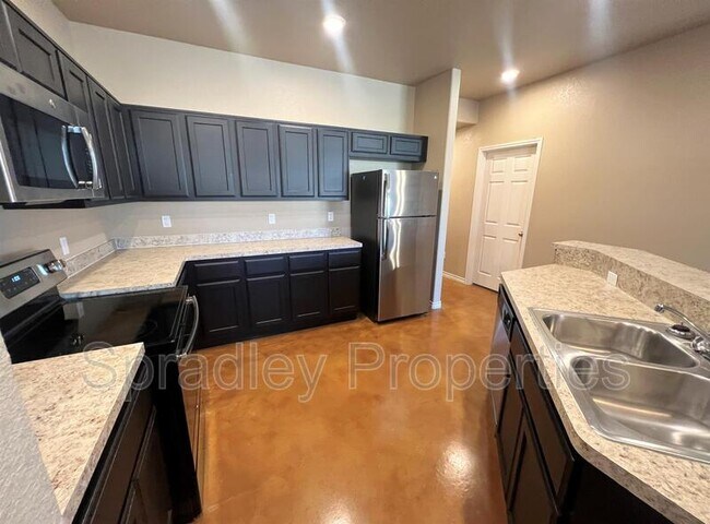 Photo - 1561 Vani Ct