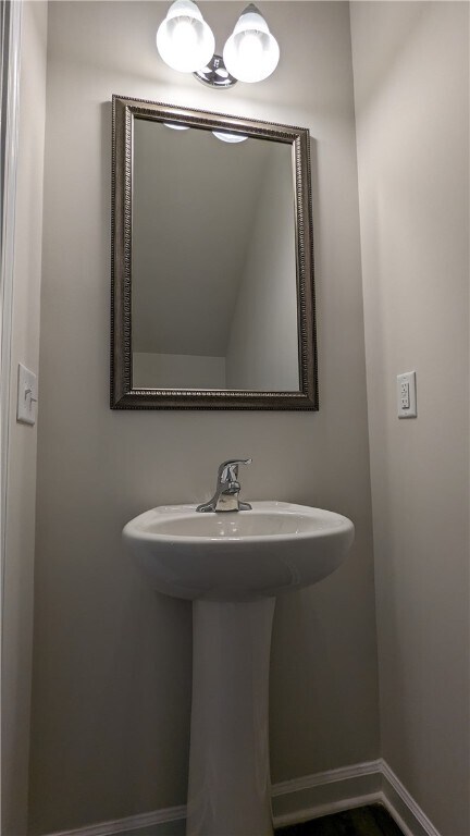 Photo - 249 Carvel Trl