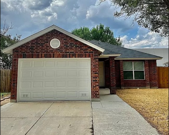 Building Photo - 9711 Chelsea Cir