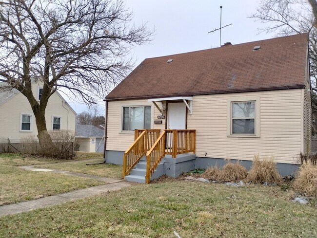 Photo - 1207 S Edwin C Moses Blvd House
