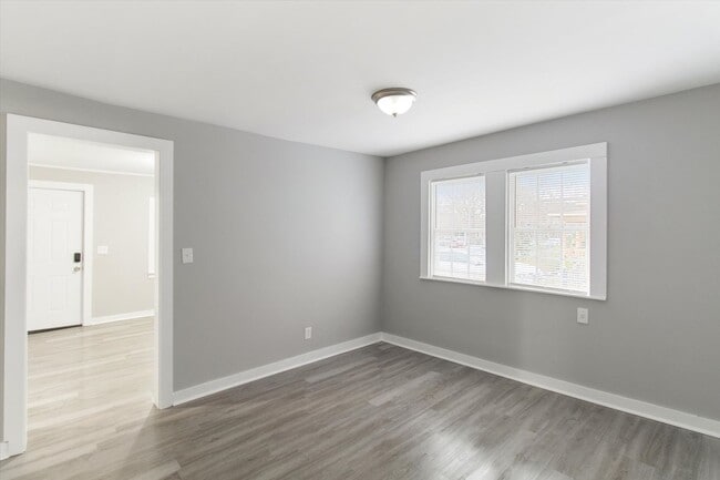 Photo - Huge Downtown 3BR (potential 4th)/2BA House For Rent