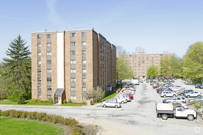 Douglas Plaza