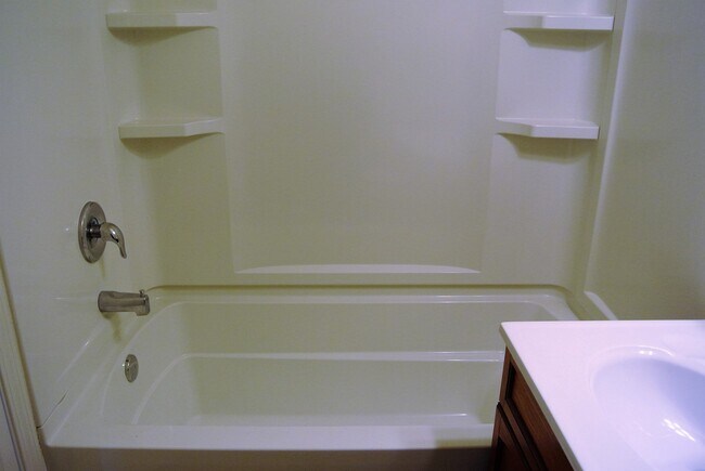 Photo - 1510 1st Ave SE Unit 1