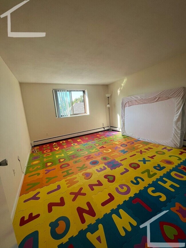 Photo - 2bed unit in Allston