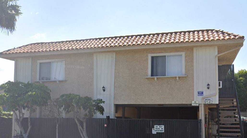 Photo - 9542 Flower St (Bellflower, CA)