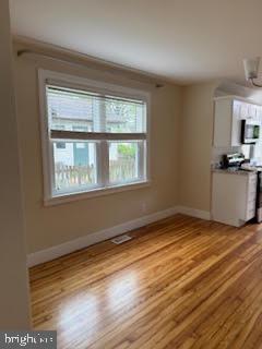 Photo - 139 Maple Ave