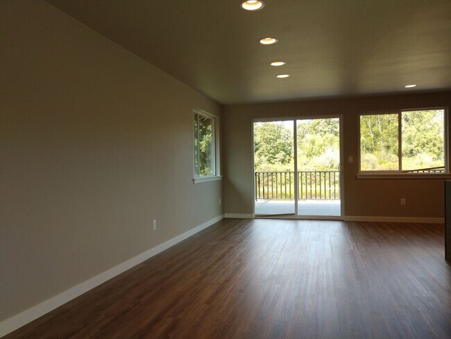 Photo - 2235 Electric Ave