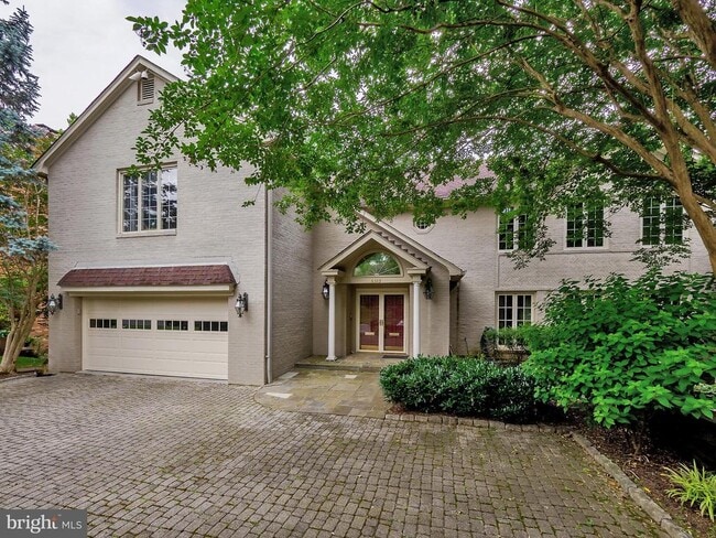 Building Photo - 6513 Kenhill Rd