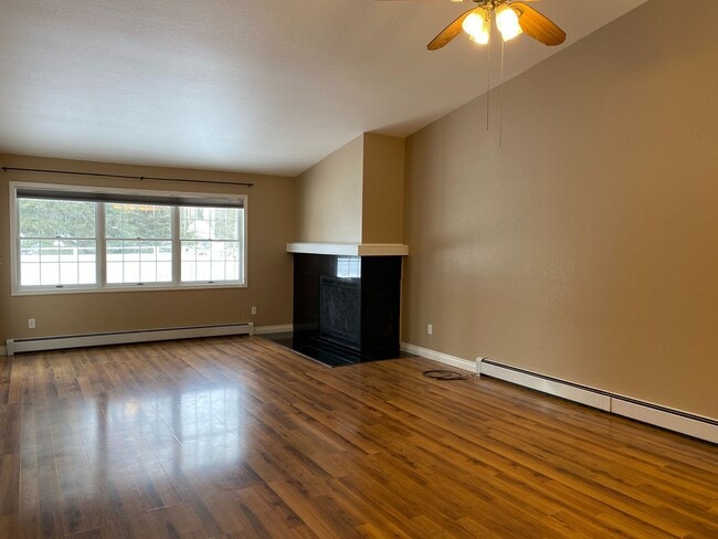 Photo - LONGTERM KENAI TOWNHOME