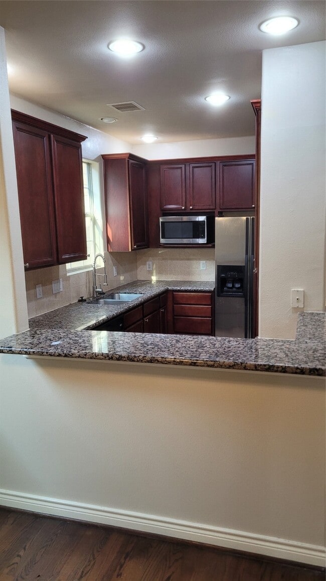 Photo - 3410 Cline St