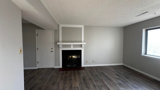 Photo - 4605 Grandview Ct