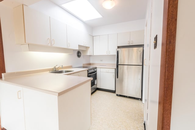 Photo - Victor Apartments