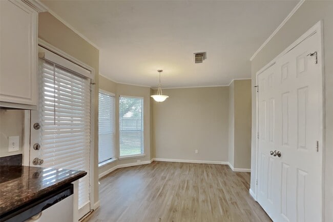 Photo - 14706 Trailbrook Dr