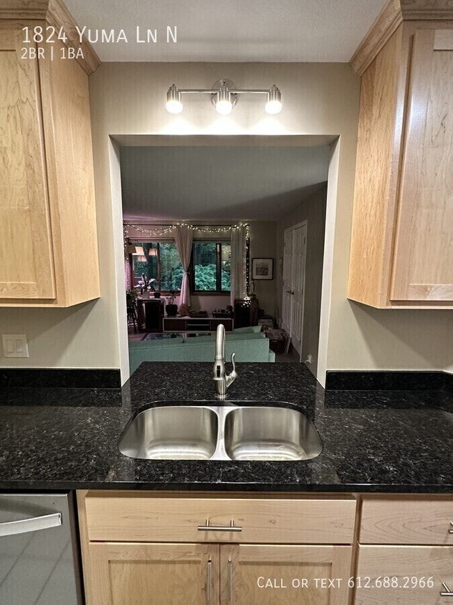 Photo - 1824 Yuma Ln N
