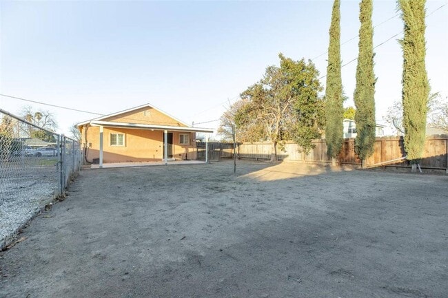 Photo - 1202 Lassen Ave