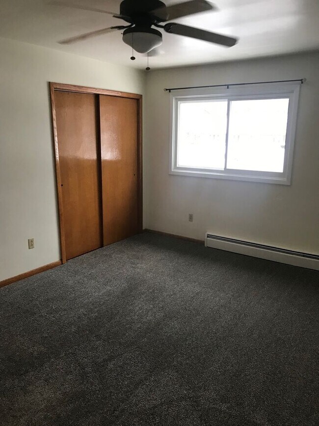 Photo - Five Roses Ellsworth Bldg. #1 Unidad 1788 West 38th