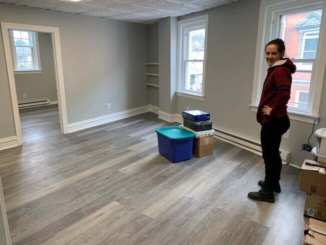 Photo - 141 N Main St Unidad 3rd Floor B