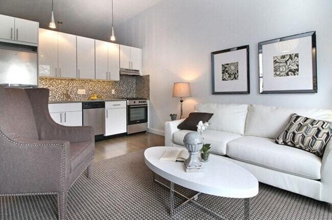 Photo - 150 Green St Condo